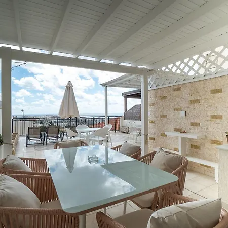 Eden Heights E302 Διαμέρισμα