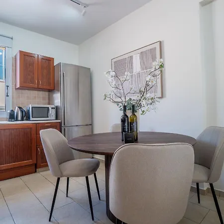 Eden Heights E302 Klorakas