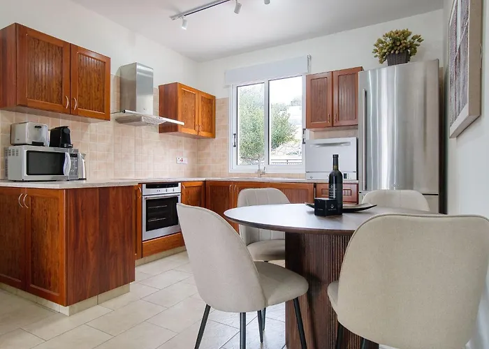 Eden Heights E302 * Klorakas